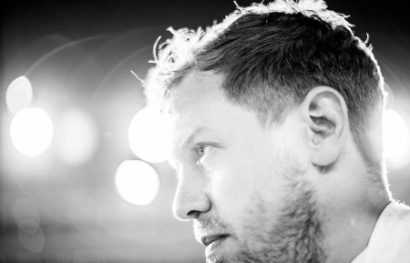 Villeneuve: Vettel Schumacherre emlékeztet! Ő lesz a Messiás, Michael örököse a Ferrarinál