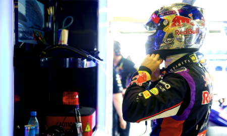 Vettel: a Ferrari nincs padlón, szó sincs KO-ról